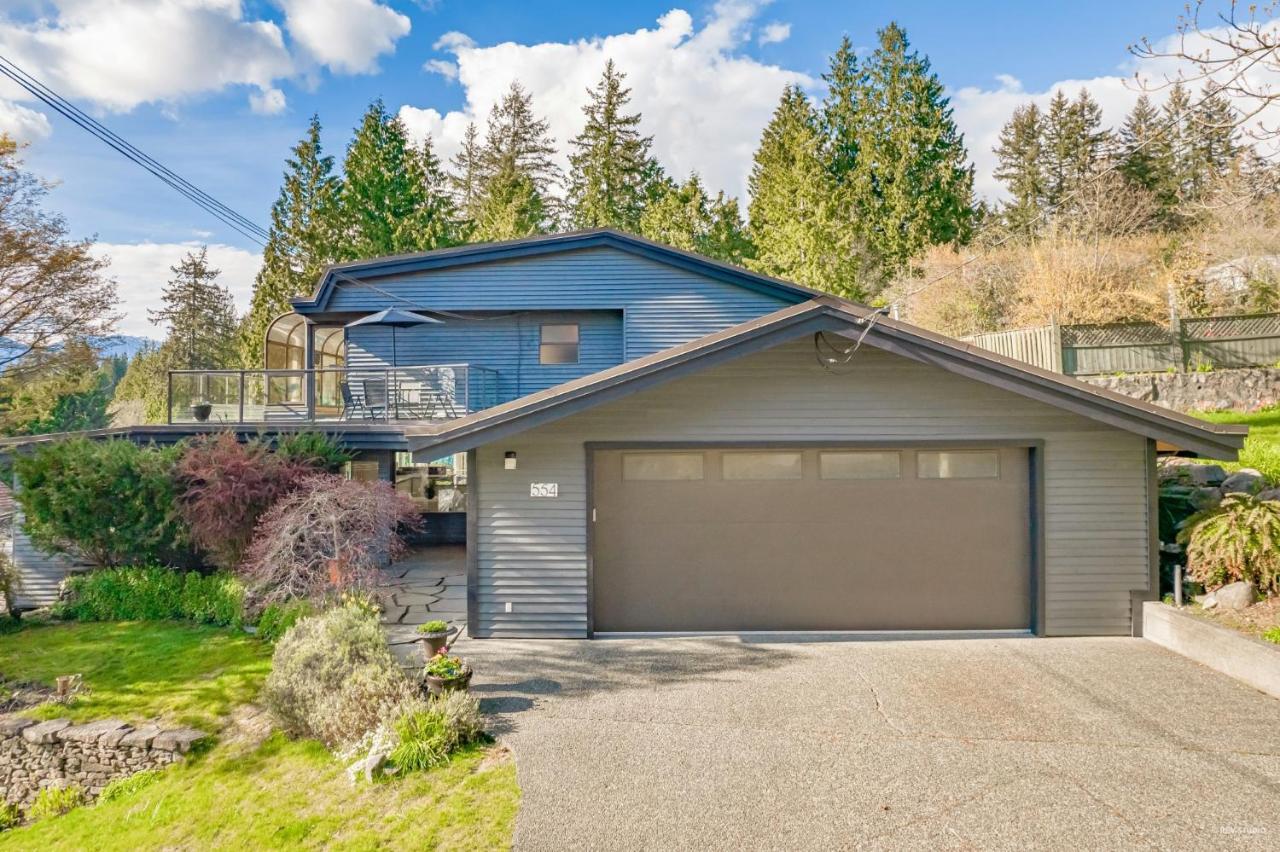 Seymour Private Bedroom, Ensuite Bathroom With Shared Pool, Hot Tub With Views North Vancouver Exterior foto